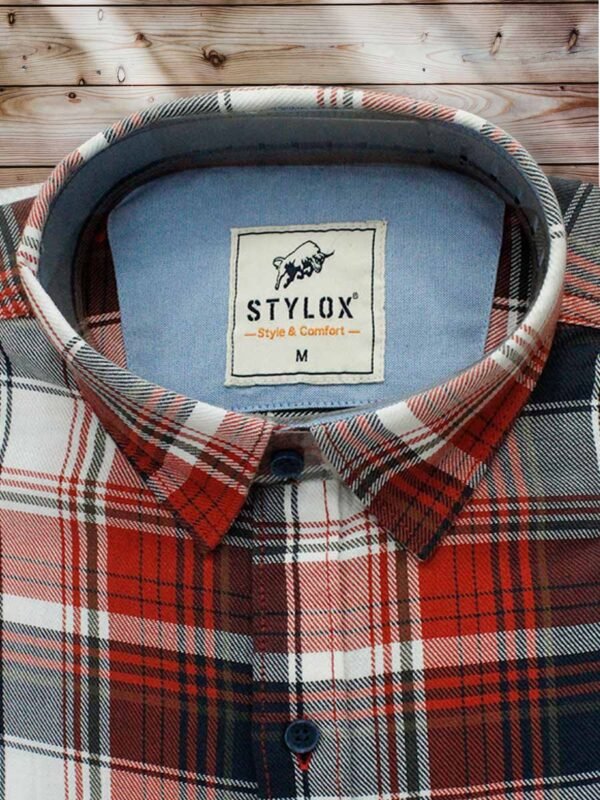 Men's Regular Fit Red Checks Cotton Shirt. - Image 2